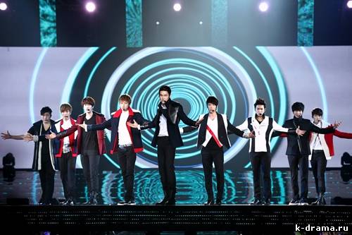 Super Junior успешно провели ‘Super Show 4′ в Таиланде