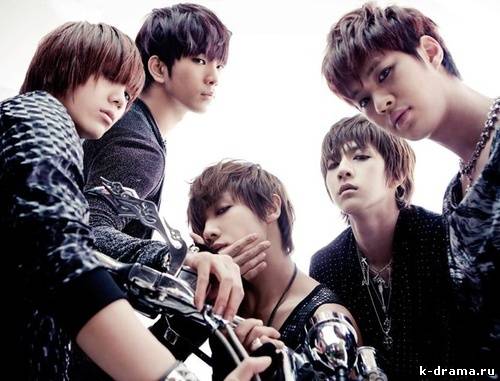 Ли Джун из группы MBLAQ участвовал на передаче KBS‘s 'Hello'.