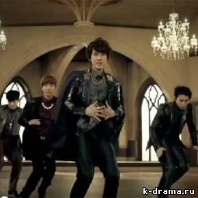 Группа Super Junior  выпустили музыкальное видео "Опера" на каналы YouTube!