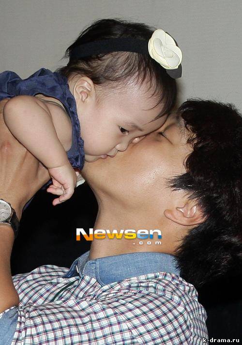 Чха Тхэ Хён показал свою любовь к дочери